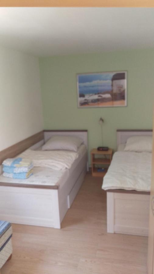 Ferienwohnung Fliederweg Suhl Exteriör bild